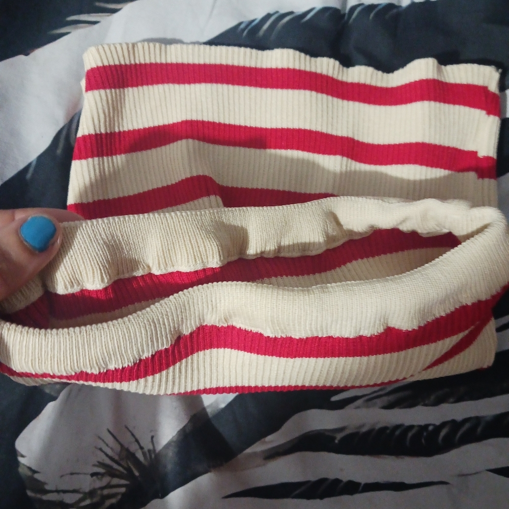 Women Red & Beige Striped Tube Crop Top - Picture 5 of 6